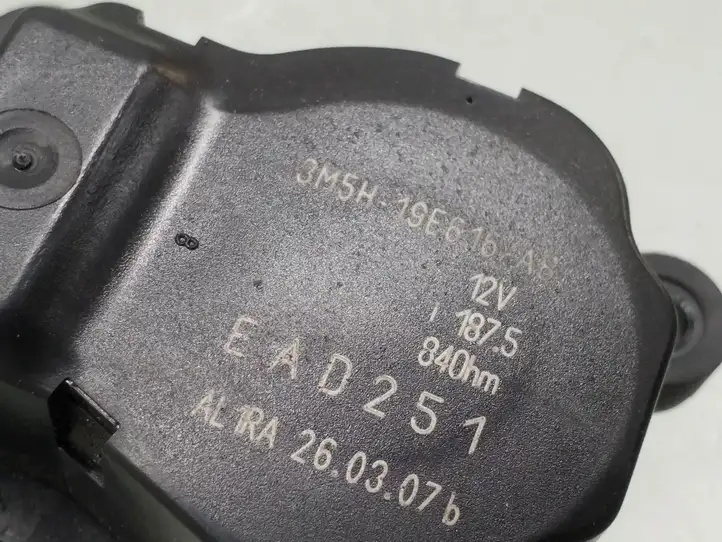 Ford Focus (2005 - 2008) 3M5H19E616AB Двигатель задвижки потока воздуха — фото 4