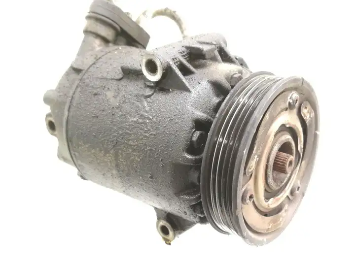 Opel Astra H (2004 - 2009) 13189393 Компрессор (насос) кондиционера воздуха — фото 1
