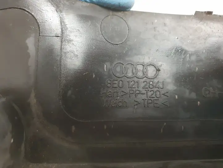 Audi A4 S4 B7 8E 8H (2004 - 2009) 8E0121284J Дефлектор воздуха — фото 3