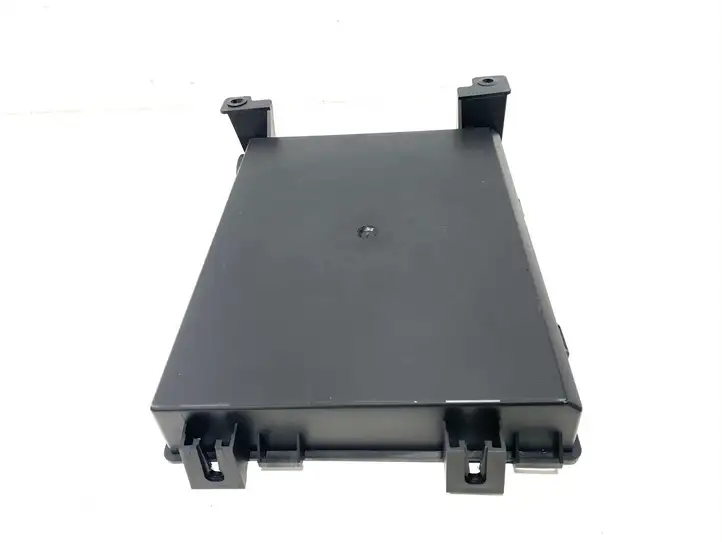 Audi A3/S3 8P (2008 - 2013) 8P0035619C Кронштейн блока Bluetooth — фото 4