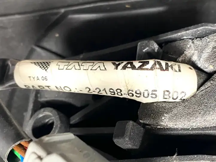 Ford Focus (2005 - 2008) 212836289 Боковое зеркало с электроприводом — фото 6