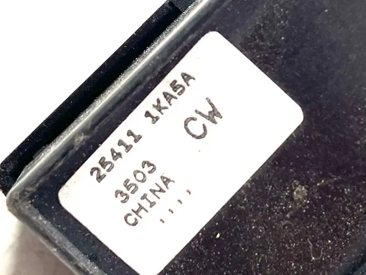 Nissan Leaf I (ZE0) (2010 - 2017) 254111KA5A Включатель центрального замка — фото 2