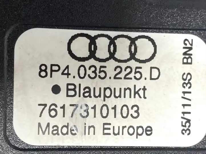 Audi A3/S3 8P (2008 - 2013) 8P4035225D Блок управления антеннами — фото 4