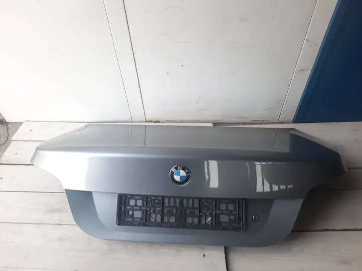 BMW 5 E60 E61 (2004 - 2010) Крышка багажника — фото 1