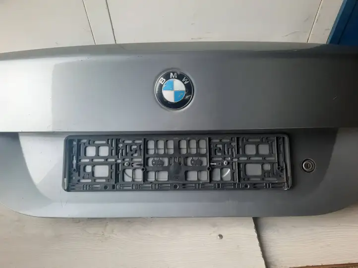 BMW 5 E60 E61 (2004 - 2010) Крышка багажника — фото 12