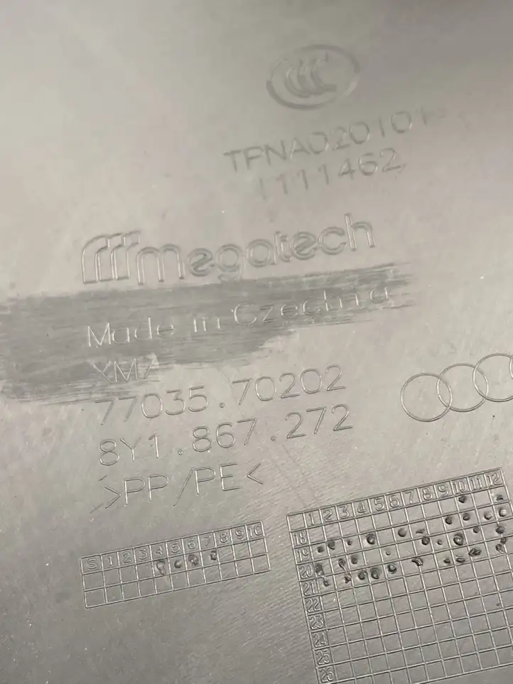 Audi A3/S3 8Y (2020 - ) 8Y1867272 Внутренняя отделка переднего порога — фото 3
