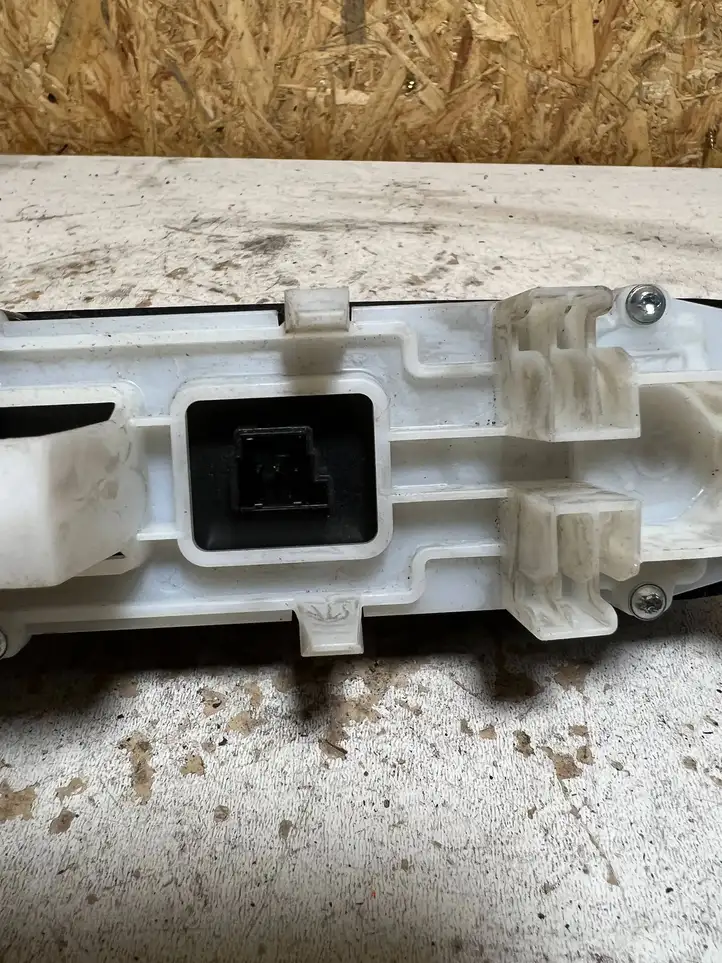 Mercedes-Benz E W212 (2009 - 2016) A2128208210 Блок кнопок стеклоподъемников — фото 3