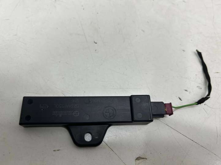 6832065 BMW iX3 G08 Interjero komforto antena