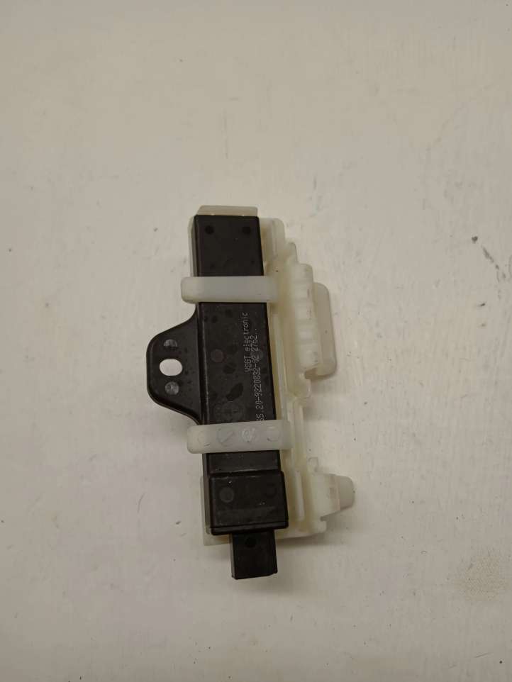 9220832 BMW 7 G11 G12 Interjero komforto antena