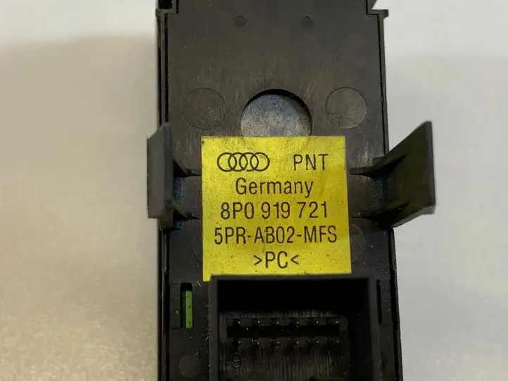 Audi A3/S3 8P (2004 - 2008) 8P0919721 Другие включатели / ручки/ переключатели — фото 2