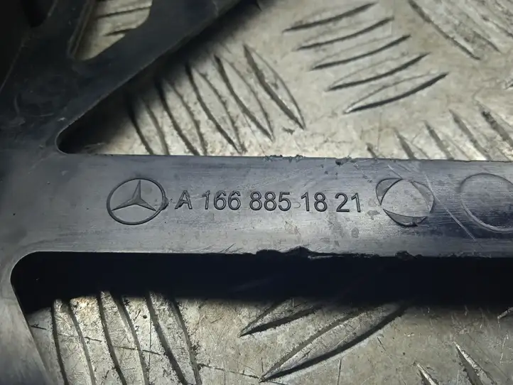 Mercedes-Benz GLE W166/C292 (2015 - 2019) A1668851821 Кронштейн заднего бампера — фото 2
