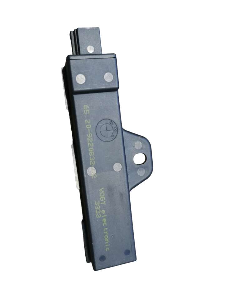 9220832 BMW i3 Interjero komforto antena