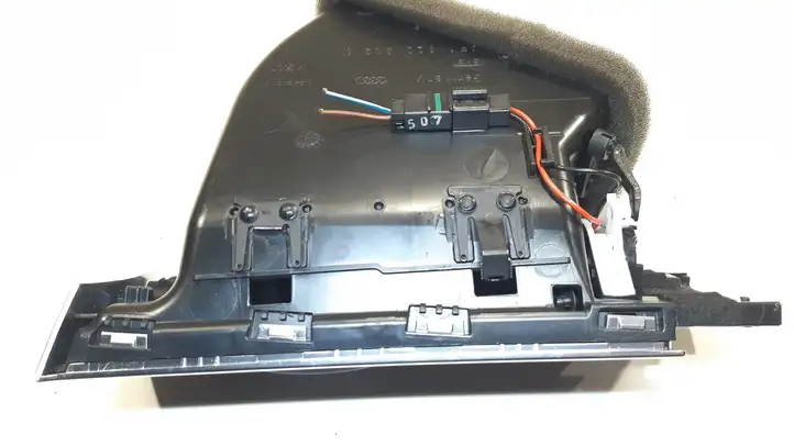 Audi A6 S6 C6 4F (2004 - 2008) 4F1820902 Боковой воздушный дефлектор — фото 2