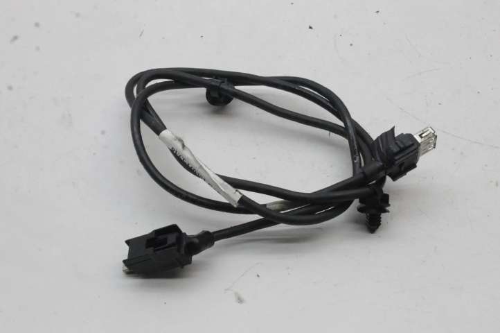 BV6T14D202GAB Ford Focus USB jungtis