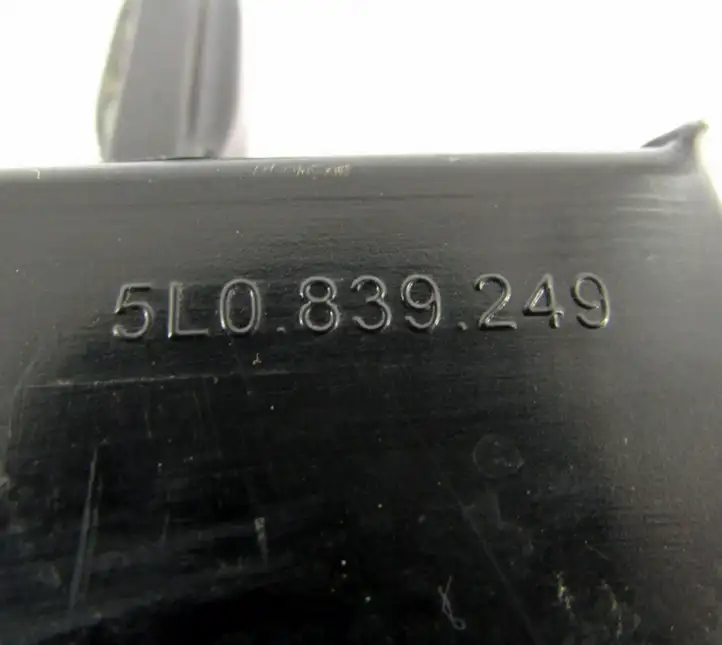 Skoda Yeti (5L) (2009 - 2012) Ограничитель задней двери — фото 3