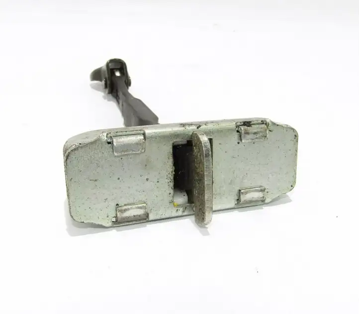 Toyota Corolla Verso AR10 (2004 - 2009) Ограничитель задней двери — фото 2