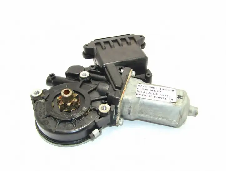 Toyota Corolla Verso AR10 (2004 - 2009) Стеклоподъемник задней двери — фото 1