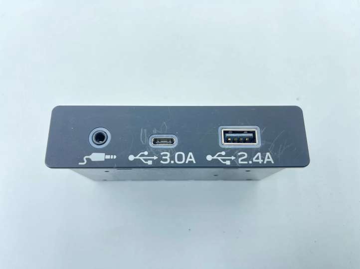 86257AN10A Subaru Outback (BT) USB jungtis