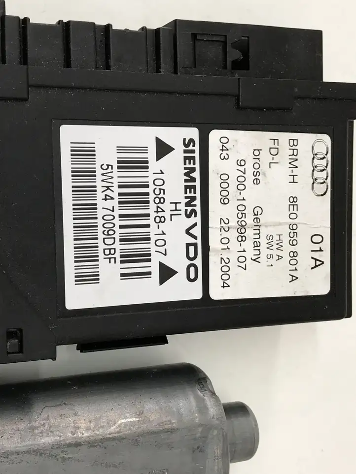 Audi A4 S4 B6 8E 8H (2000 - 2006) 8E0959801A Стеклоподъемник задней двери — фото 4