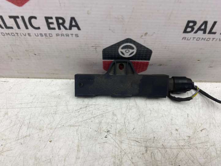 9220831 BMW 5 F10 F11 Interjero komforto antena