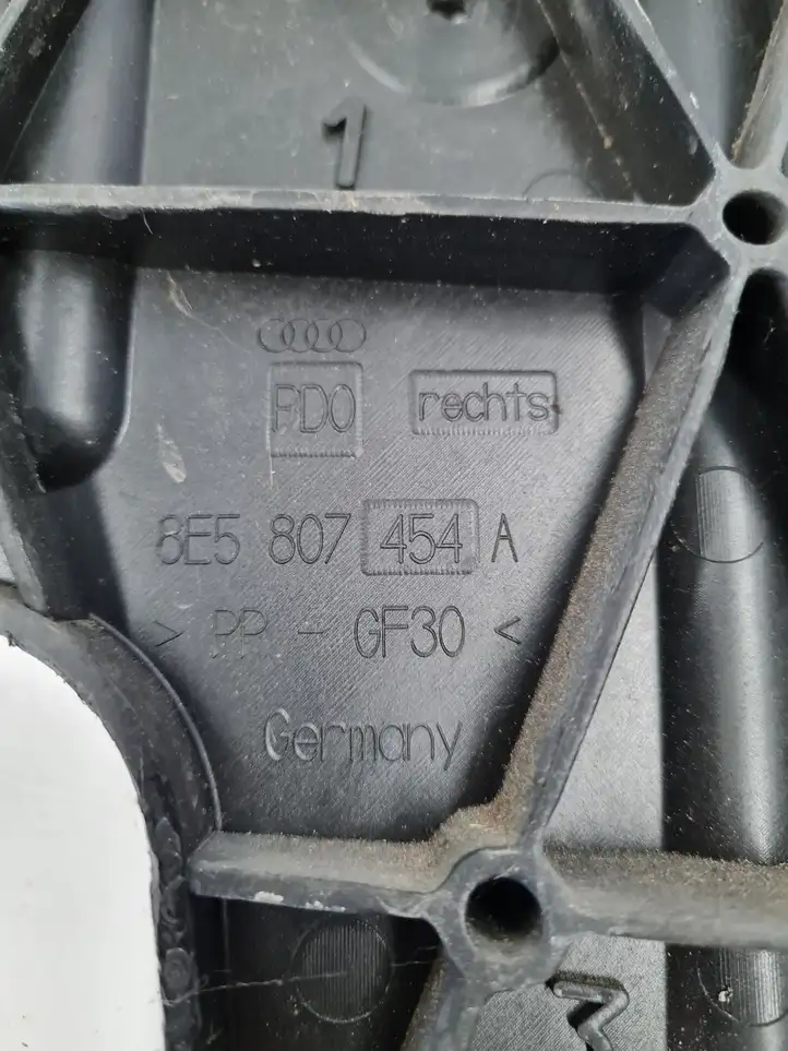 Audi A4 S4 B7 8E 8H (2004 - 2009) 8E5807454A Кронштейн заднего бампера — фото 3