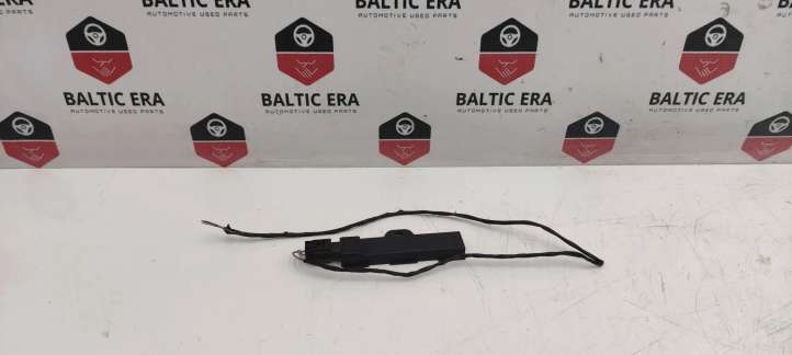 9220831 BMW 3 F30 F35 F31 Interjero komforto antena