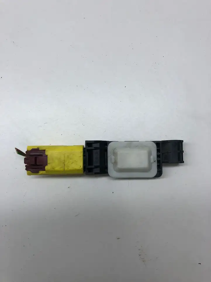 Audi A3/S3 8P (2005 - 2008) 4B0959643D Датчик удара SRS — фото 3
