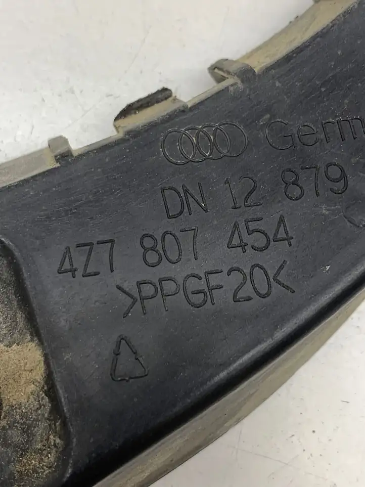 Audi A6 S6 C5 4B (2001 - 2004) 4Z7807454 Кронштейн заднего бампера — фото 2