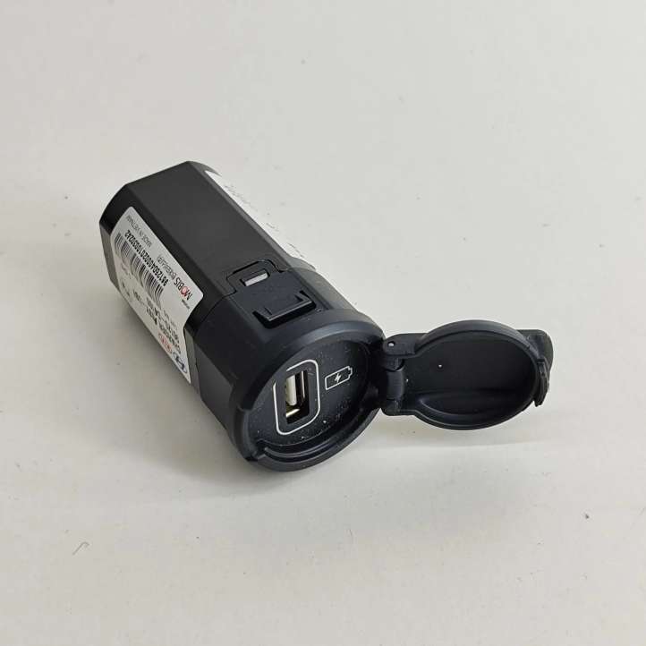 96125D4000 KIA Niro USB jungtis