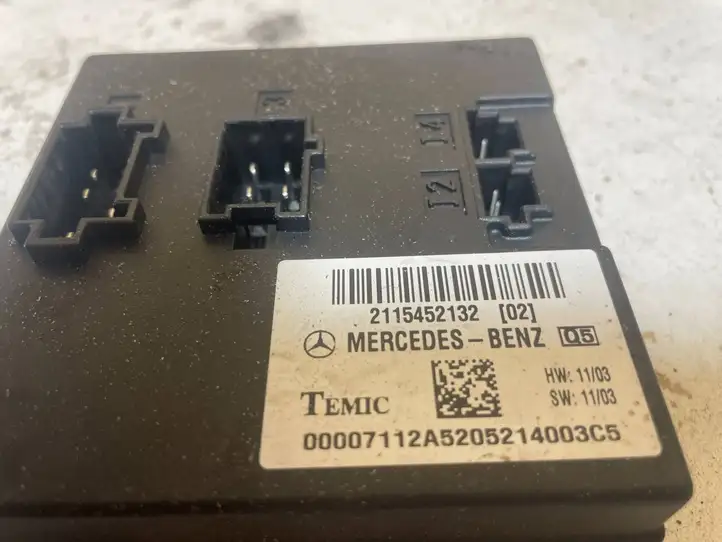 Mercedes-Benz E W211 (2002 - 2009) 2115452132 Модуль комфорта — фото 2