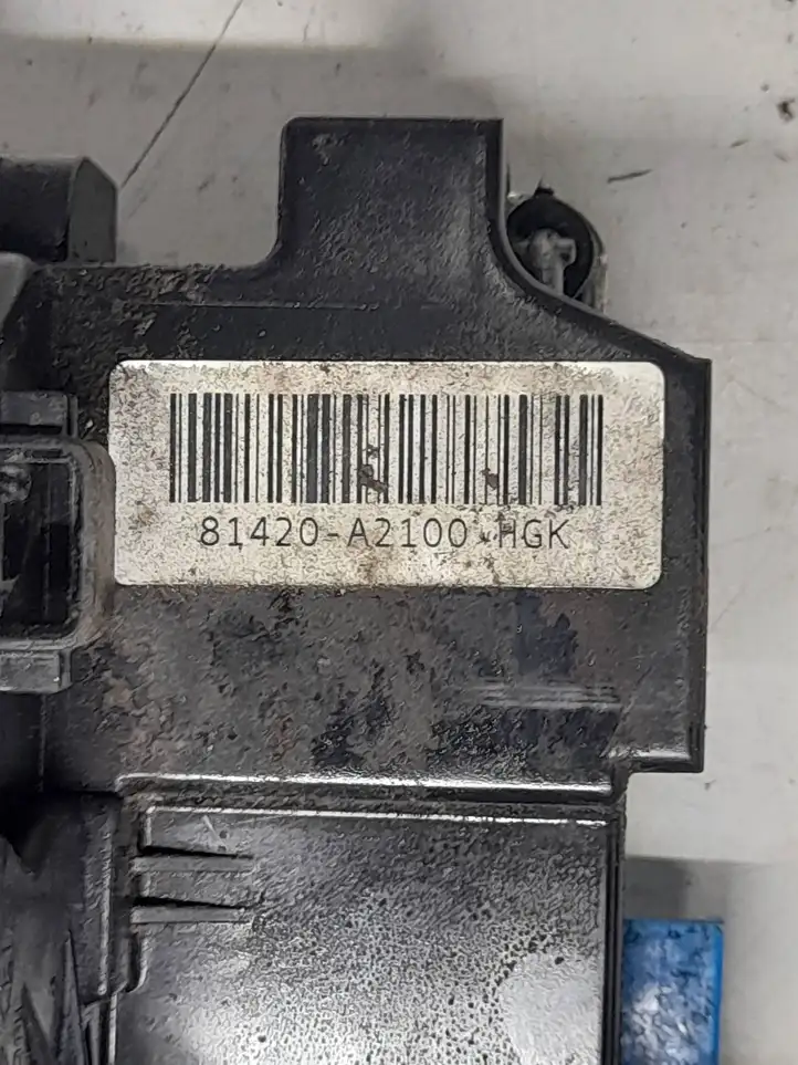 Kia Ceed (2012 - 2015) 81420A2100 Замок задней двери — фото 2