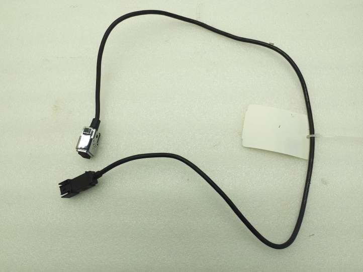 AM5T19A164BA Ford Kuga I USB jungtis