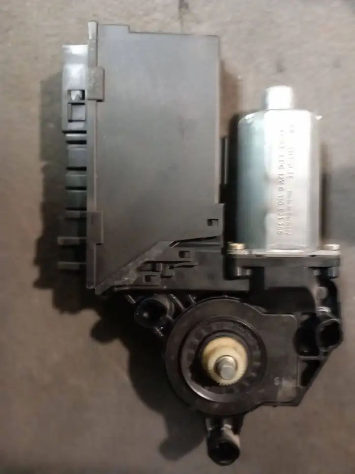 Audi A4 S4 B6 8E 8H (2000 - 2006) 8E0959802A Стеклоподъемник задней двери — фото 2