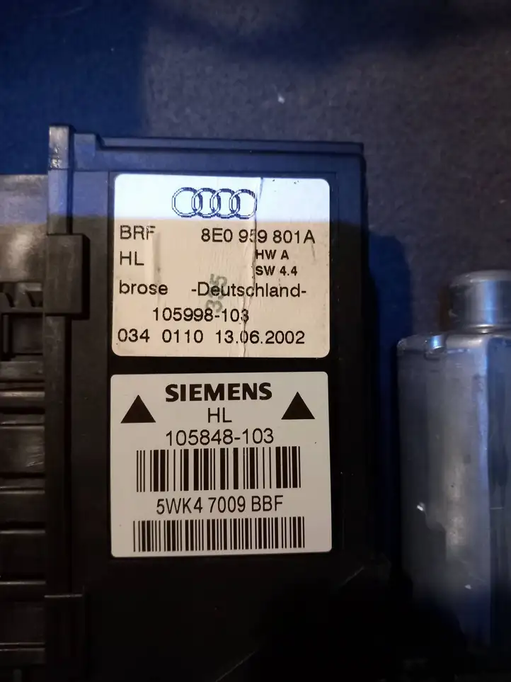 Audi A4 S4 B6 8E 8H (2000 - 2006) 8E0959801A Стеклоподъемник задней двери — фото 2