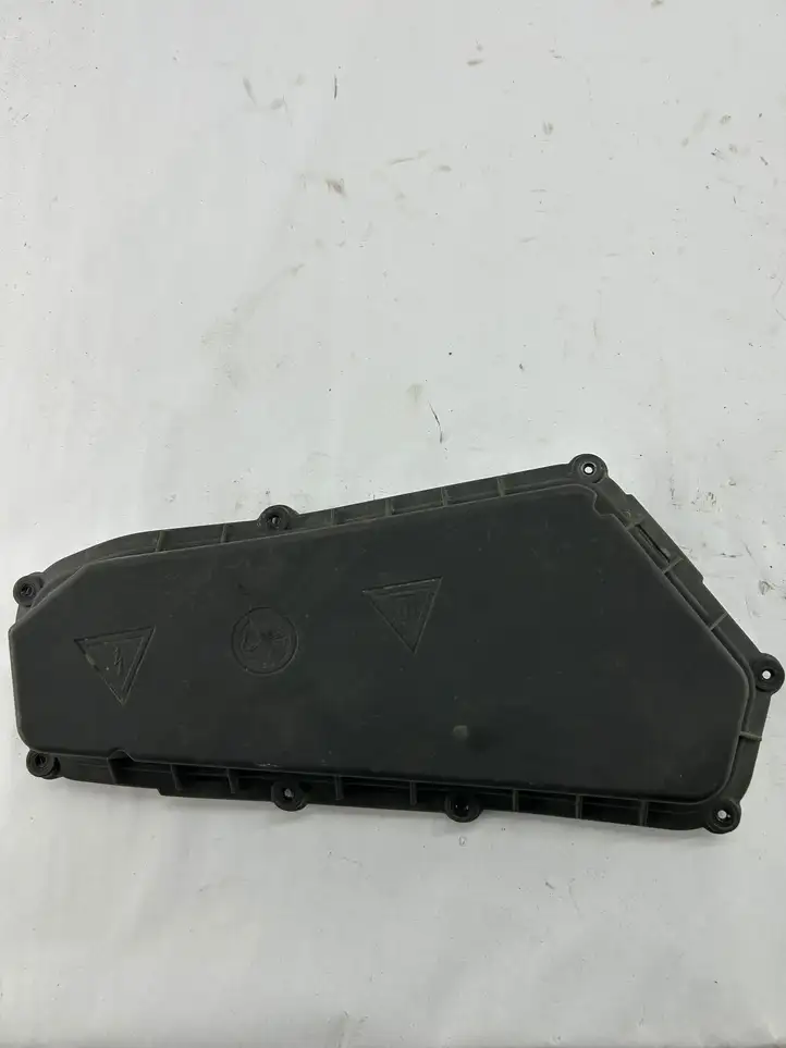 BMW 3 F30 F35 F31 (2012 - 2018) 8509914 Крышка ящика предохранителей — фото 1