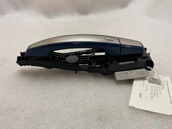 Buick Encore II (2019 - ) 630109302 Наружная ручка задней двери — фото 2