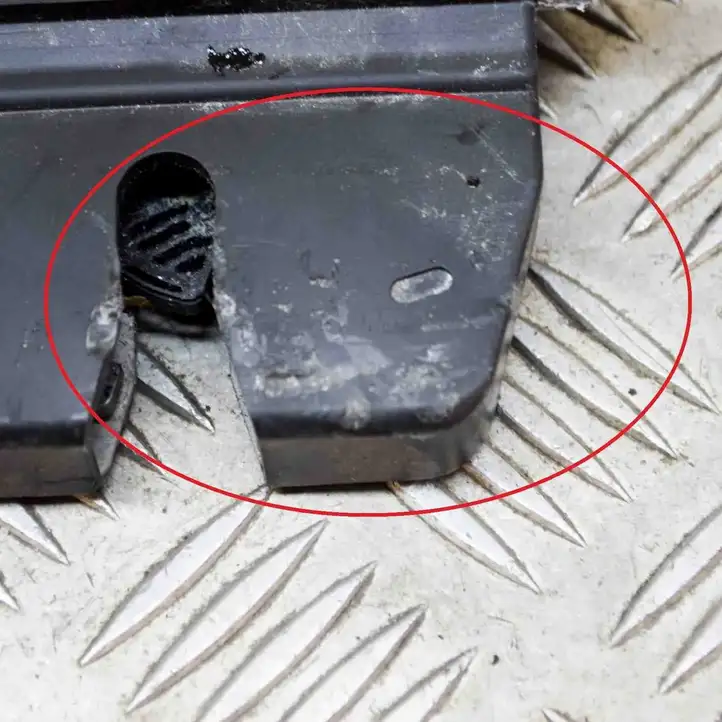 Land Rover Range Rover Evoque L538 (2015 - 2018) 01067014004 Замок крышки багажника — фото 6