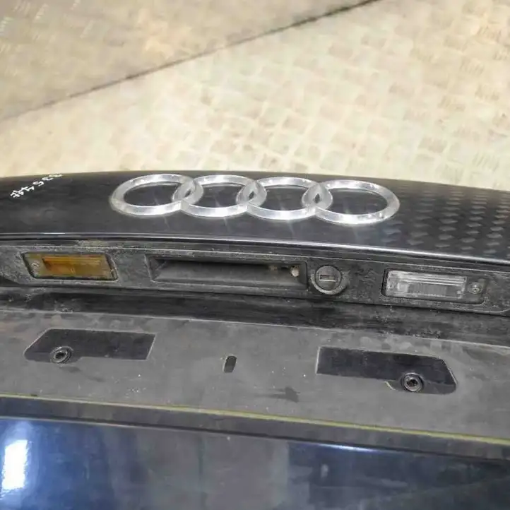 Audi A4 S4 B6 8E 8H (2000 - 2006) 8H0827023B Крышка багажника — фото 4