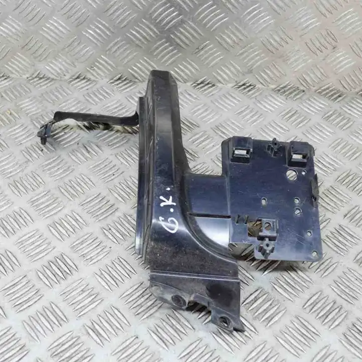 Land Rover Range Rover Evoque L538 (2015 - 2018) EJ3217E801AC Кронштейн угловой части бампера — фото 2
