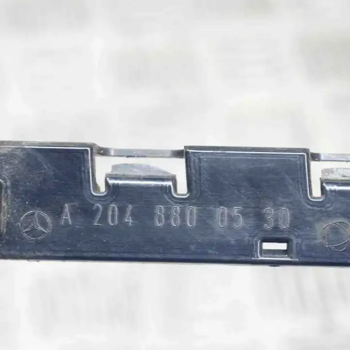 Mercedes-Benz C W204 (2007 - 2014) A2048800530 Кронштейн угловой части бампера — фото 6