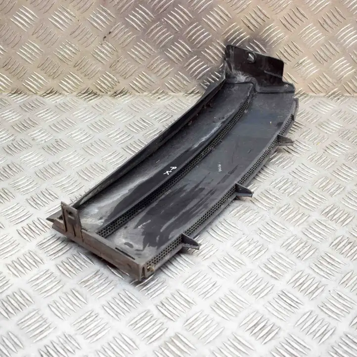 Land Rover Range Rover L322 (2002 - 2005) 7026899 Решетка в крыле — фото 4