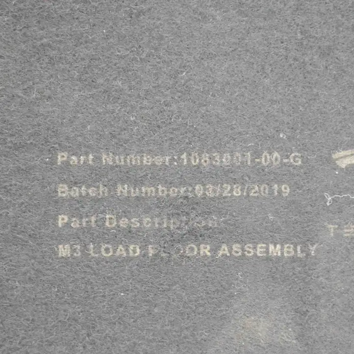 Tesla Model 3 (2017 - 2023) 108300100G Пол багажника — фото 6