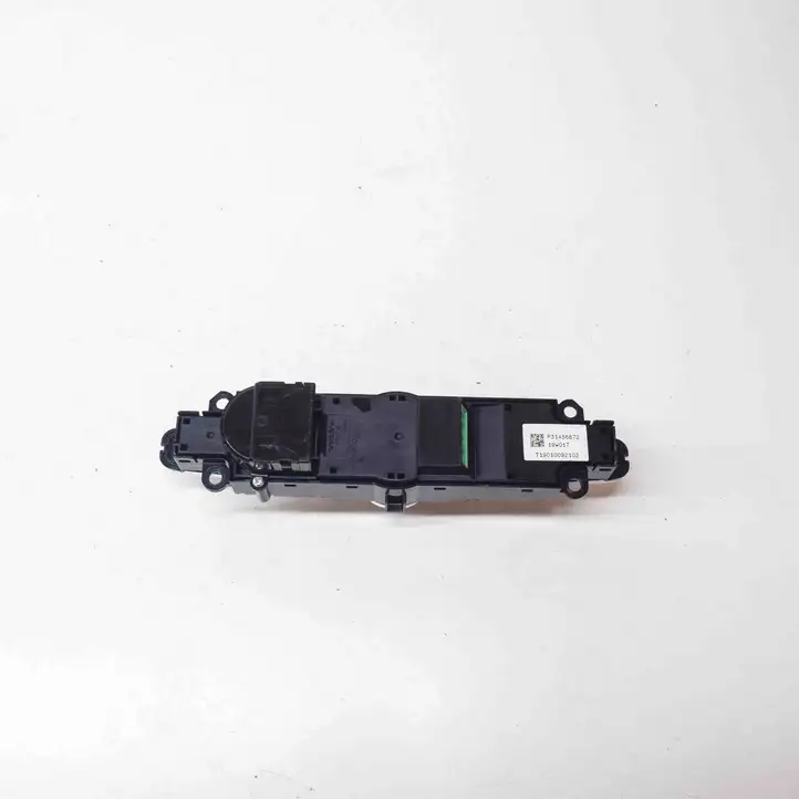 Volvo XC40 (2017 - ) 31456672 Включатель регулировки звука — фото 2