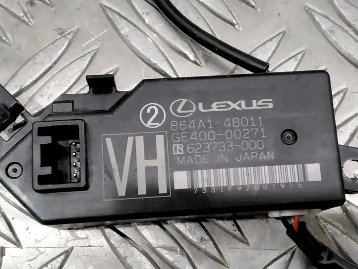 Lexus RX 450H (2015 - 2019) 864A148011 Прочие блоки управления — фото 3