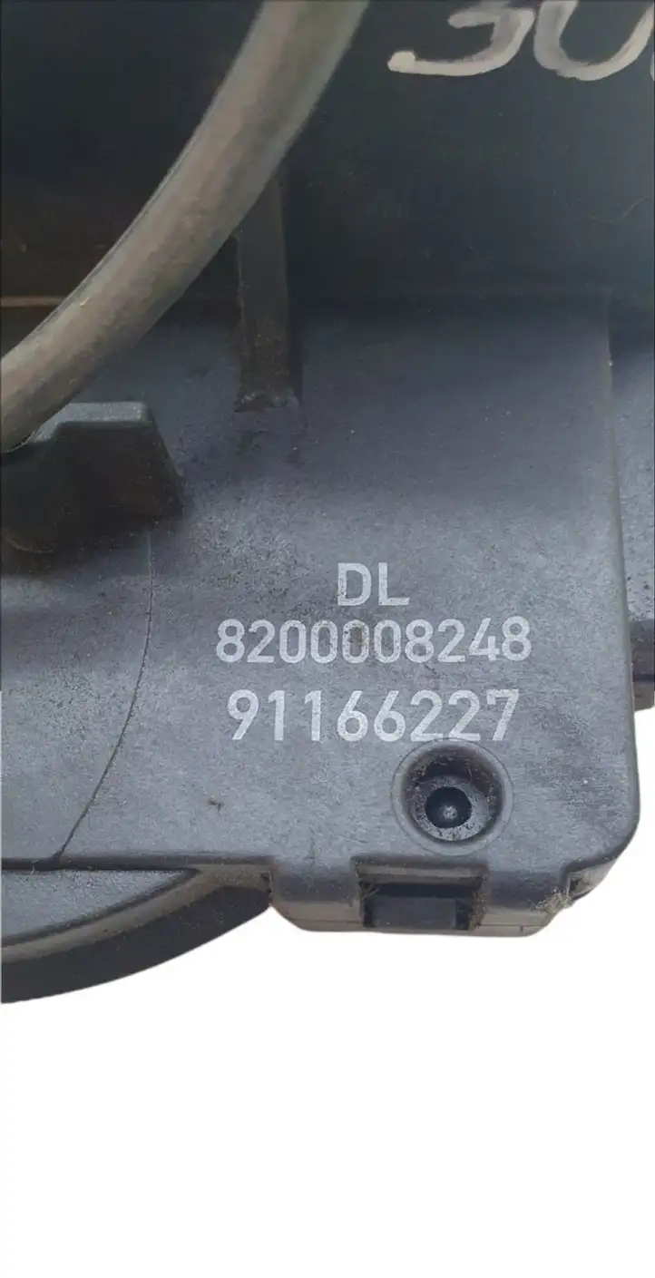 Renault Trafic II (X83) (2002 - 2014) 8200008248 Замок ручки двери — фото 3