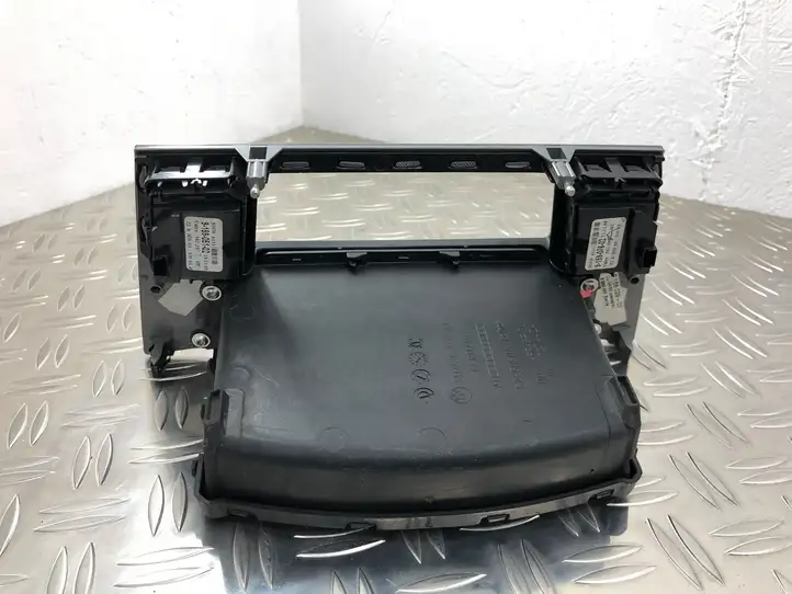 BMW 5 E60 E61 (2004 - 2010) 69139391 Ящик центральной консоли — фото 4