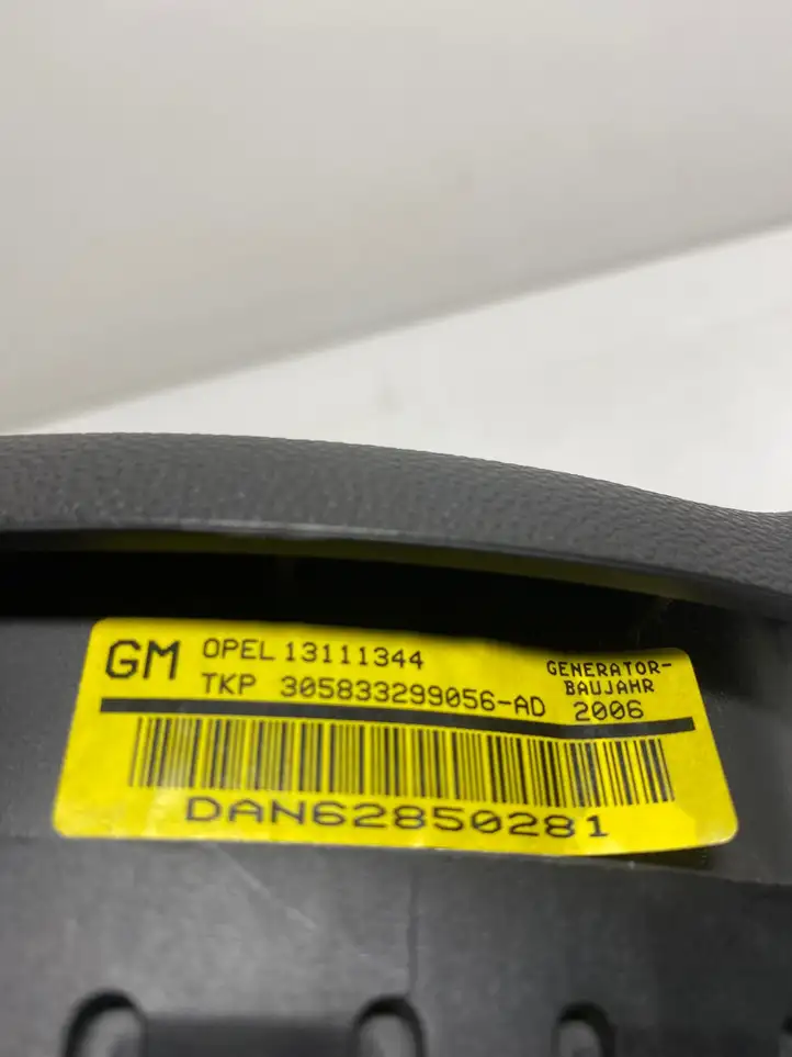 Opel Astra H (2004 - 2009) 13111344 Подушка безопасности руля — фото 2