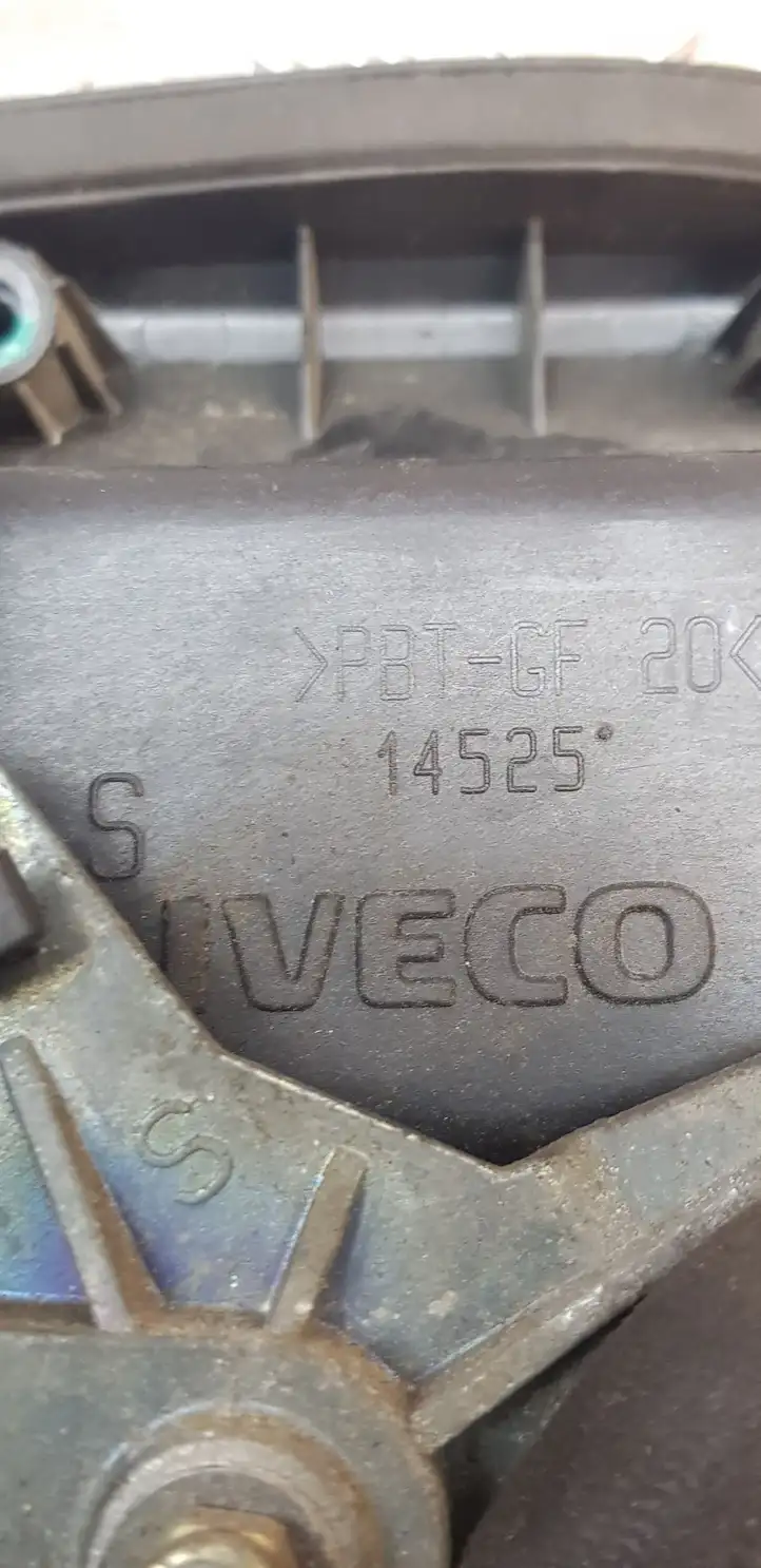 Iveco Daily Daily 35 - 40.10 (2001 - 2016) 14525 Наружная ручка двери — фото 2