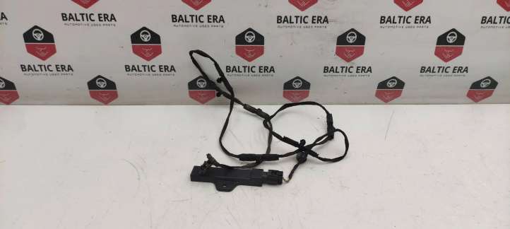 9220831 BMW M5 F90 Interjero komforto antena