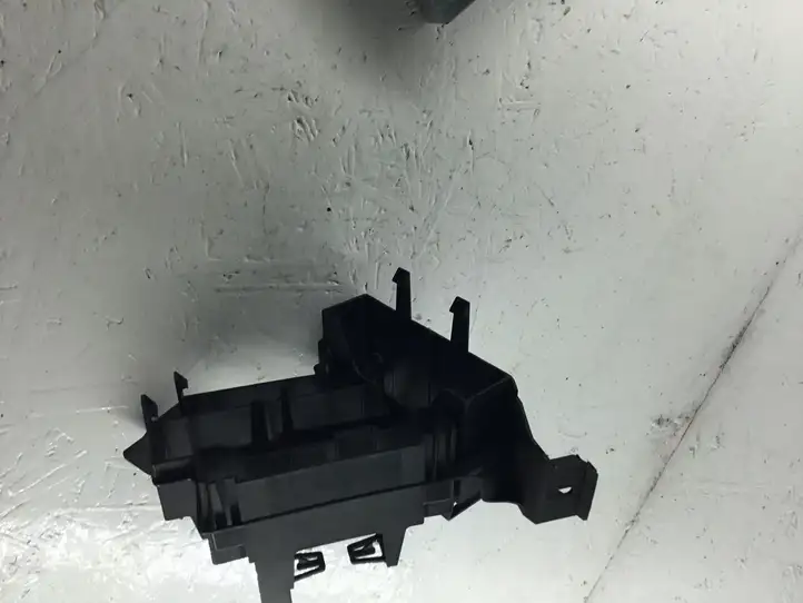 BMW 3 F30 F35 F31 (2012 - 2018) 901298629 Держатель (кронштейн) — фото 2